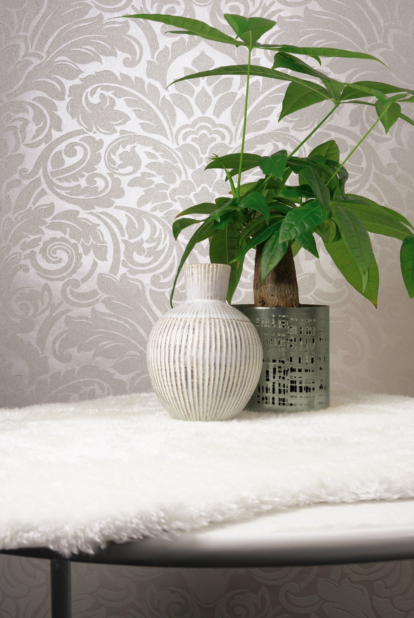 Architects Paper Luxury wallpaper Luxus Glasperlentapete Silber Creme 10,05 m x 0,52 m