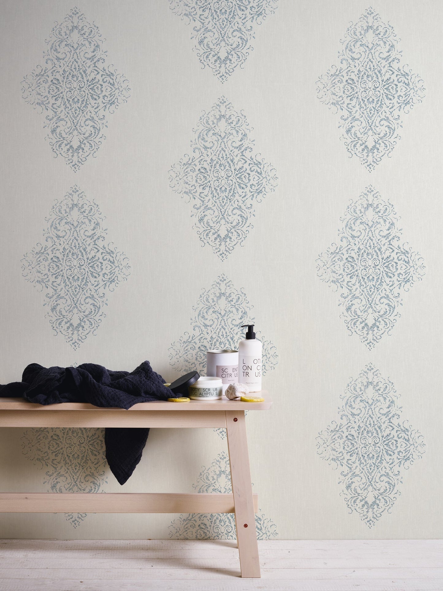 Architects Paper Luxury wallpaper Vlies-Textiltapete Weiß Silber Blau 10,05 m x 0,53 m
