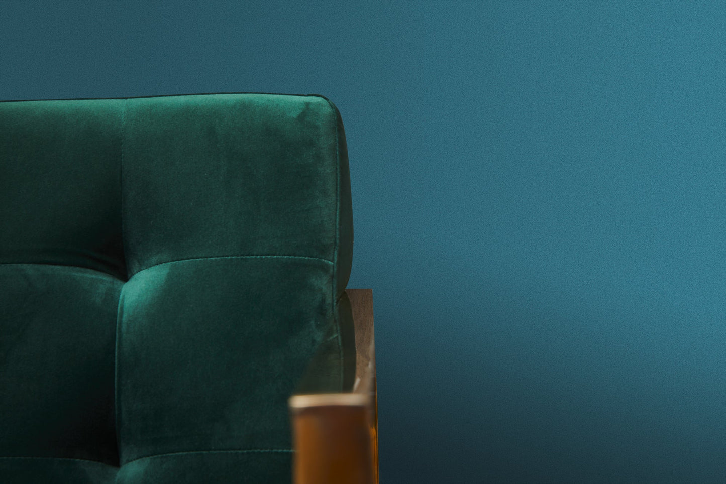 Livingwalls Lizzy London Schaum-Vliestapete Türkis 10,05 m x 0,53 m