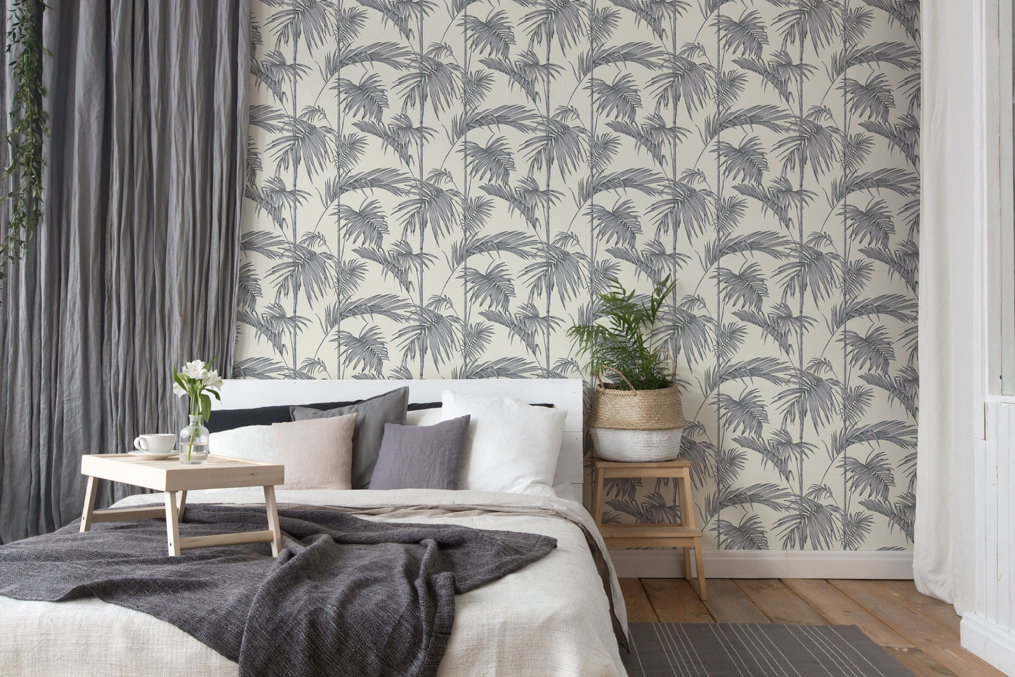 Livingwalls Lola Paris Vinyl-Vliestapete Grau Silber Weiß 10,05 m x 0,53 m