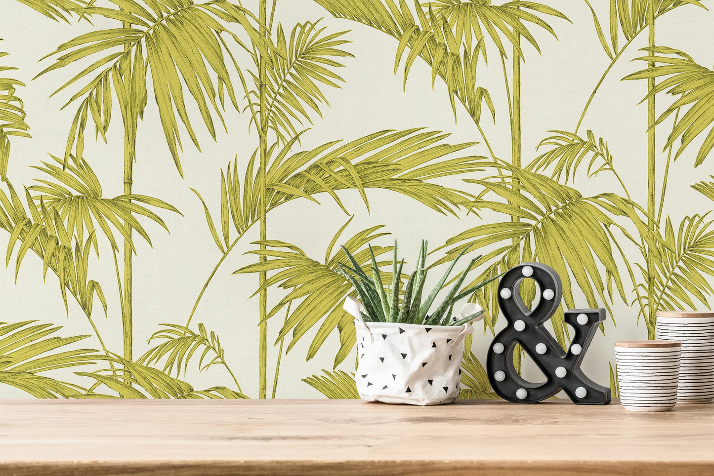 Livingwalls Lola Paris Vinyl-Vliestapete Grün Creme 10,05 m x 0,53 m