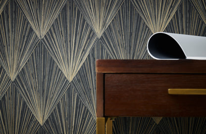 Livingwalls Ava New York Vinyl-Vliestapete Schwarz Gold Grau 10,05 m x 0,53 m