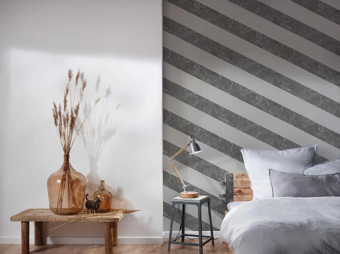 Michalsky Living 4 Modern Marble Design Vliestapete Grau Weiß Silber 10,05 m x 0,53 m