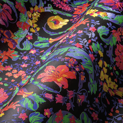 Versace  Bunt Schwarz - 10,05 m x 0,70 m