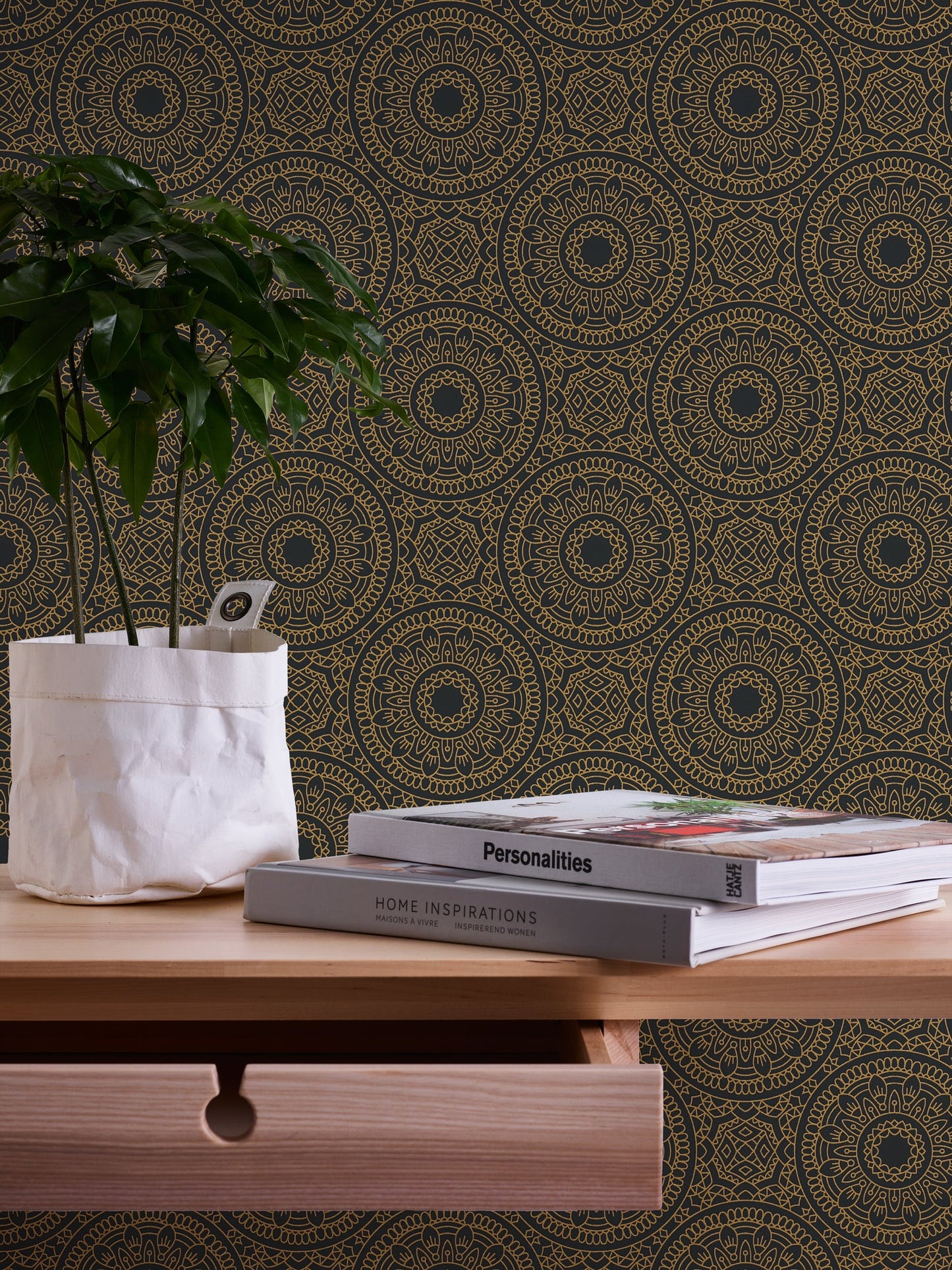 Livingwalls Premium Wall 2 Geometrische Vliestapete Schwarz Gold 10,05 m x 0,53 m