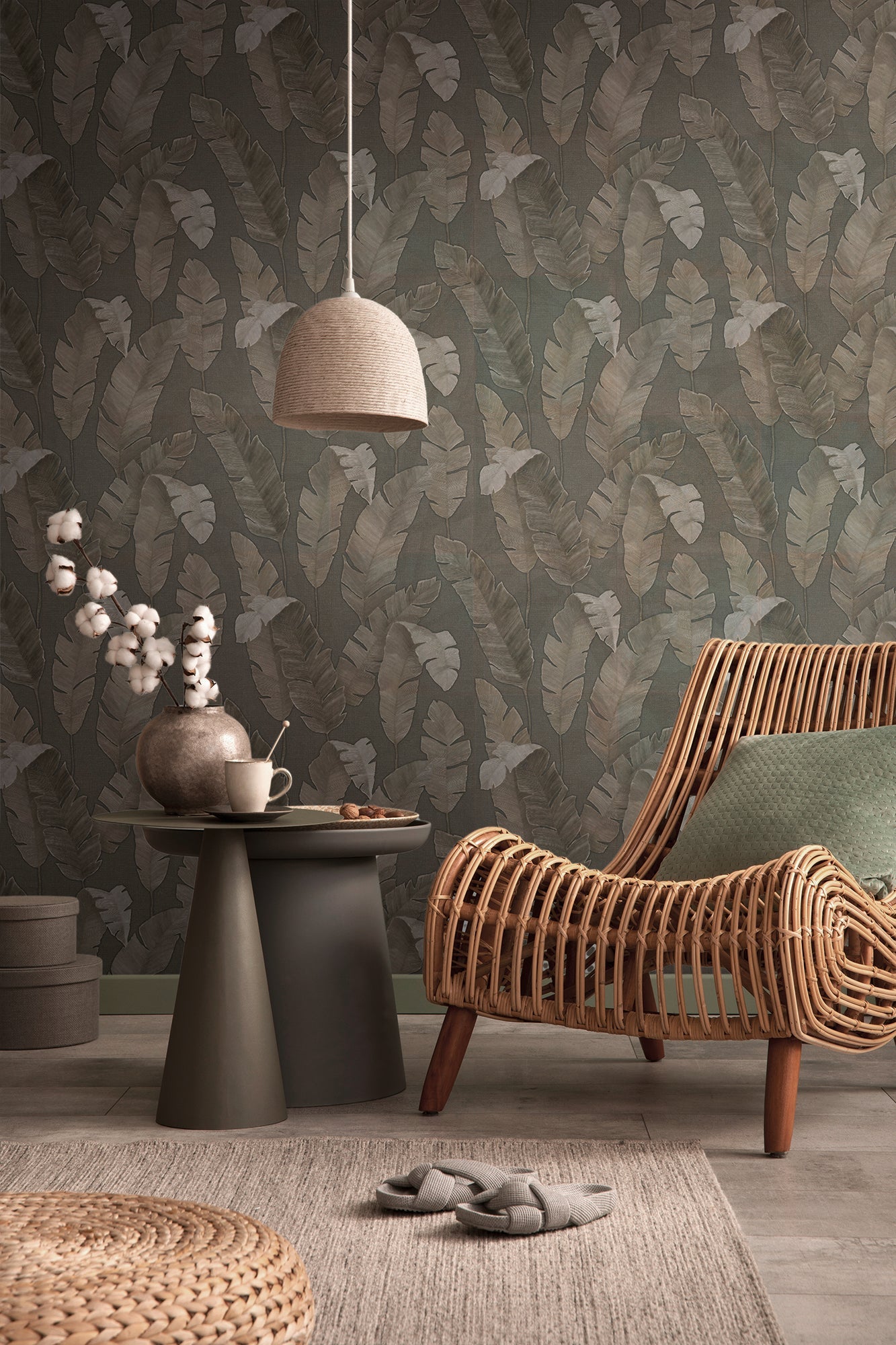 Livingwalls Lea Bali Florale Vliestapete Braun 10,05 m x 0,53 m
