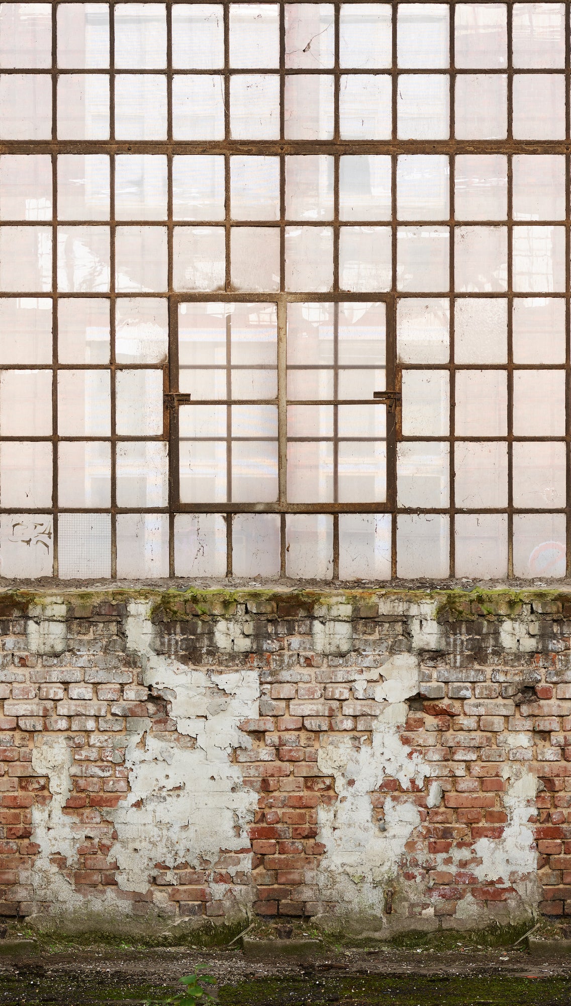 Fototapete Industrie Fenster Backstein - 1,59 m x 2,80 m