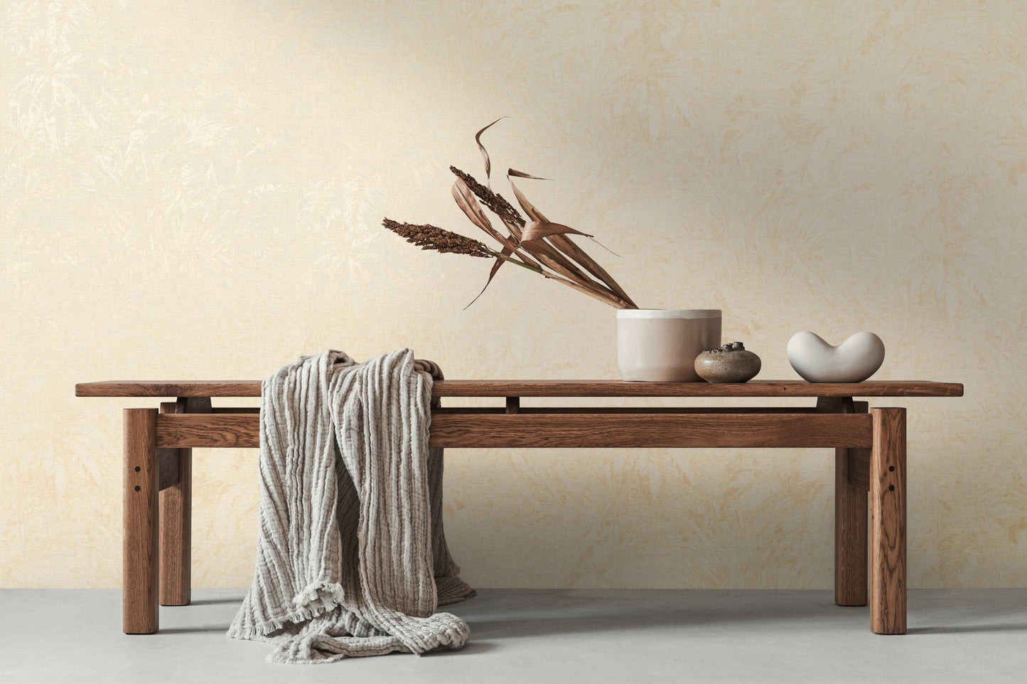 Livingwalls Smart Surfaces Florale Vliestapete Beige Gelb Gold Metallic 10,05 m x 0,53 m