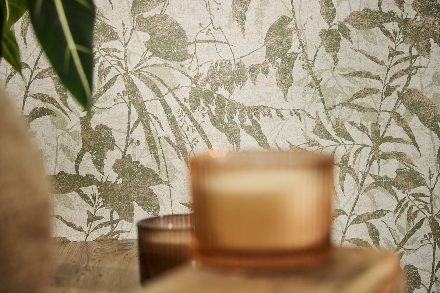 Livingwalls Metropolitan Stories Hot Spots Leon - Cloud Forest Dschungel Creme Grün - 10,05 m x 0,53 m