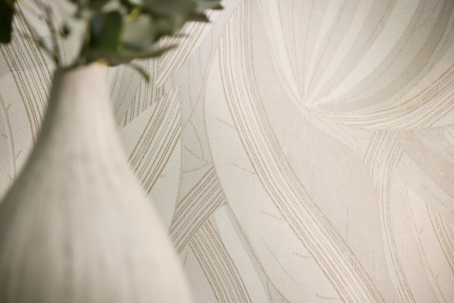 Livingwalls Metropolitan Stories Hot Spots Nils - Waikiki Beach Blätter Creme - 10,05 m x 0,53 m