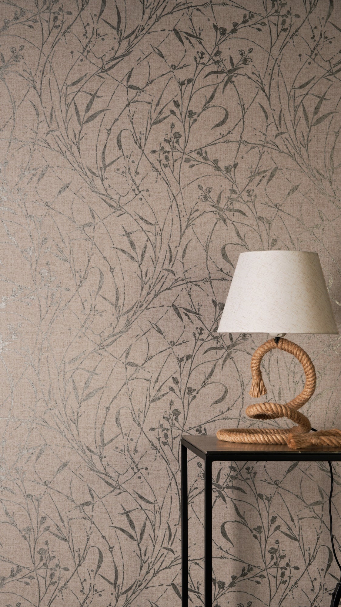 Livingwalls Vibes & Styles Fee - Wild Free Wildblumen Braun - 10,05 m x 0,53 m