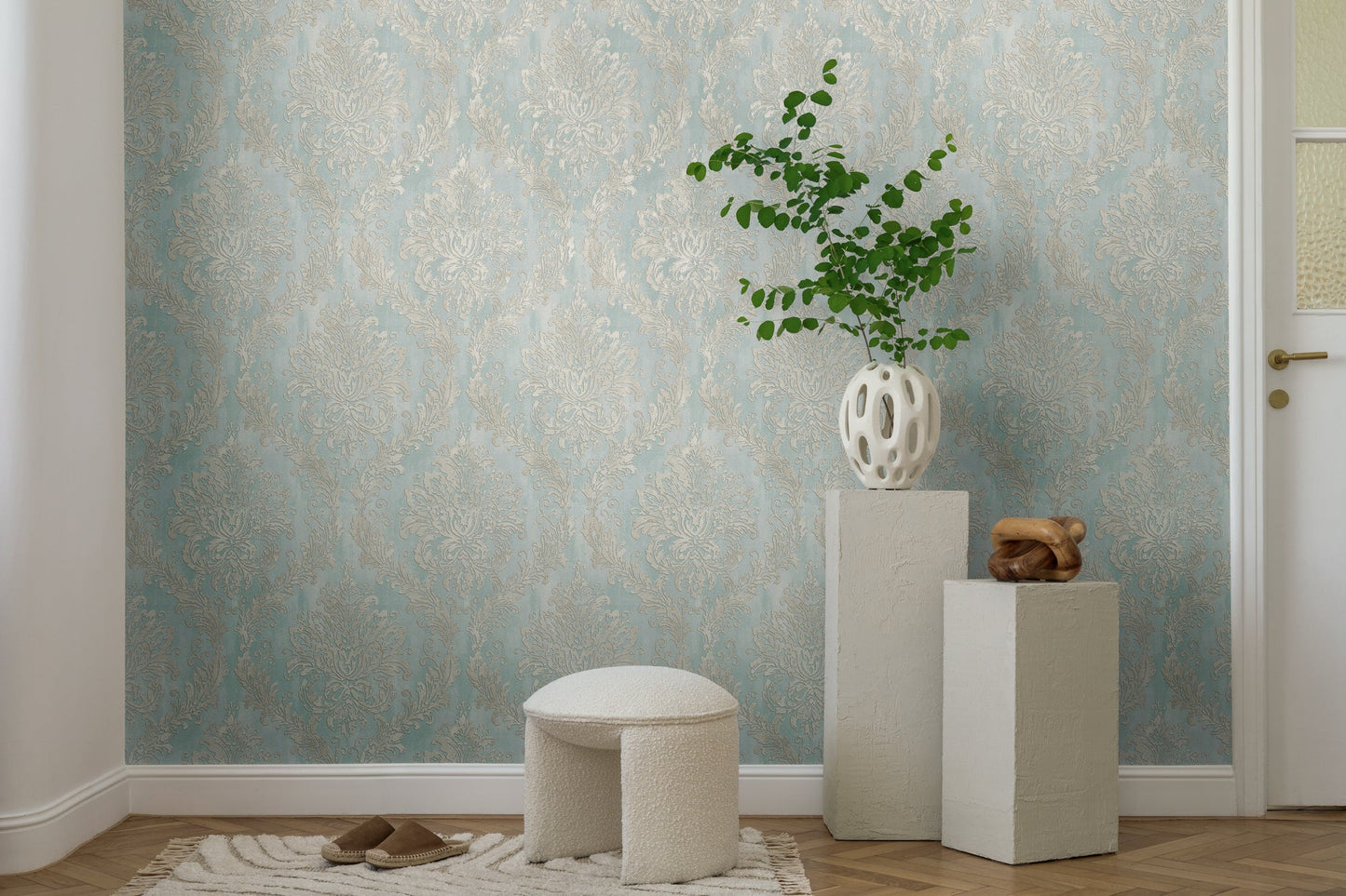 Mustertapete Barock-Ornament Pastellblau - 10,05 m x 0,53 m
