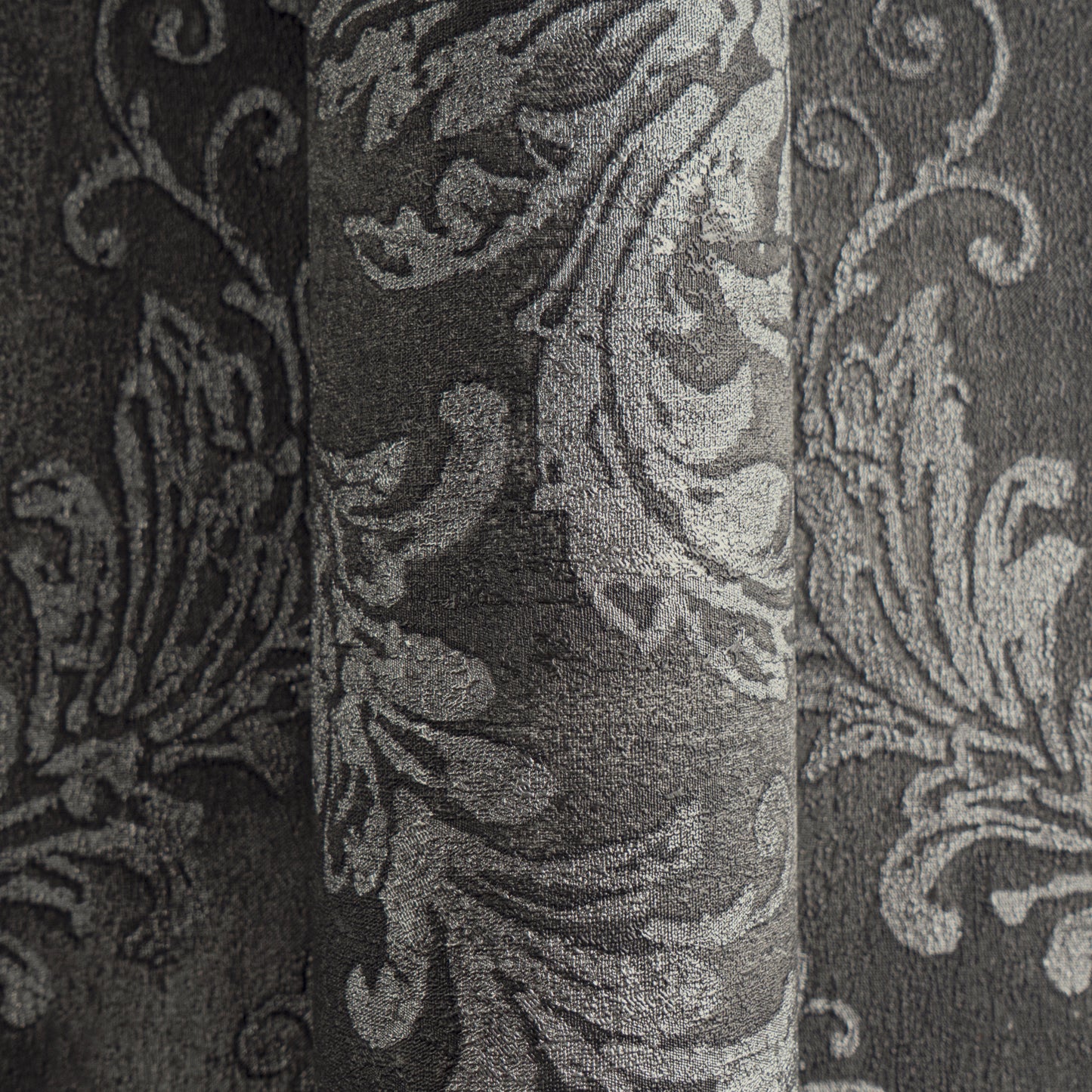 Mustertapete Barock-Ornament Anthrazit-Silber - 10,05 m x 0,53 m
