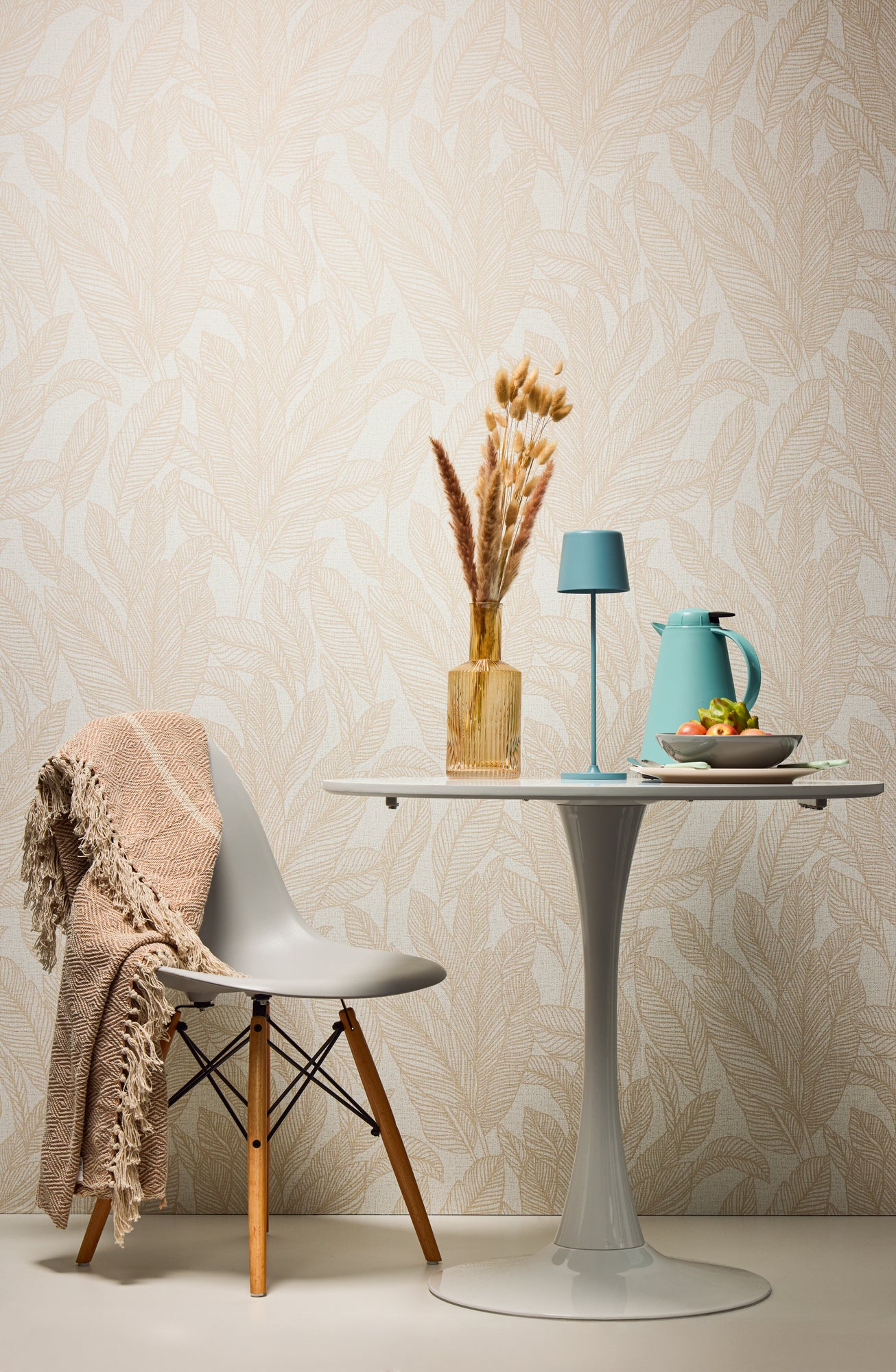 Livingwalls CosmoLiving Golden Fern-Glow Botanic Beige - 10,05 m x 0,53 m