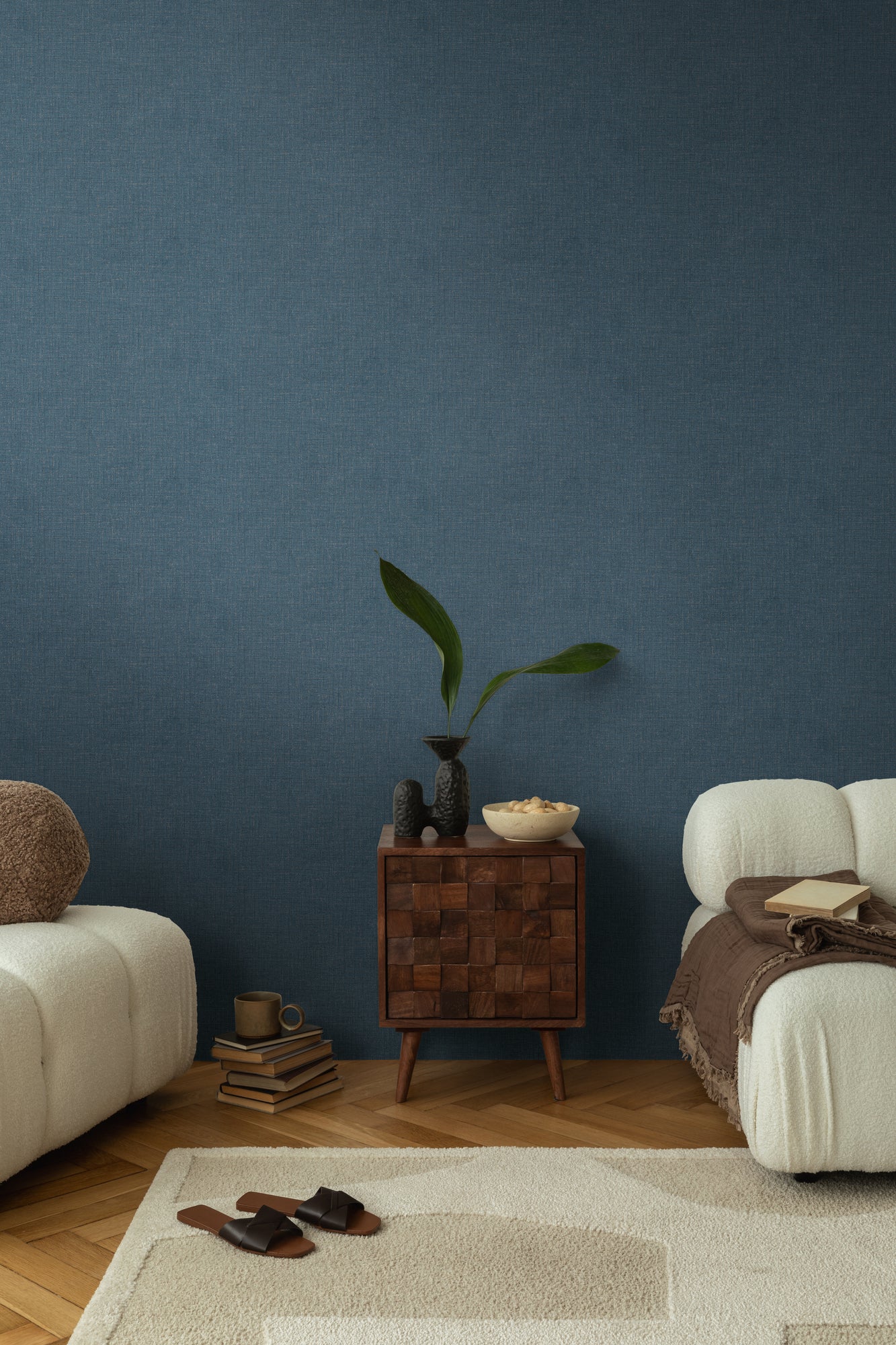 Livingwalls CosmoLiving Vliestapete Metallic Effekt Dunkelblau Gold - 10,05 m x 0,53 m