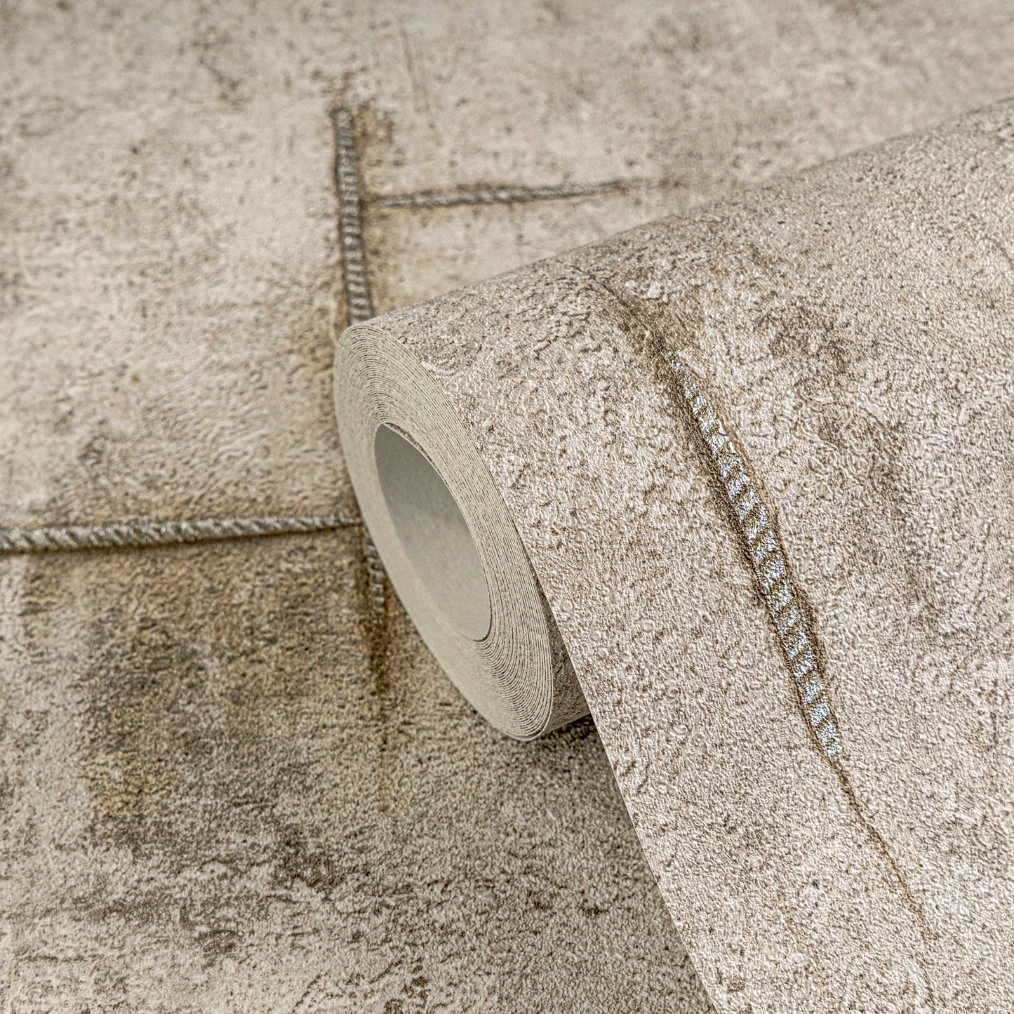 CosmoLiving Graphite Groove-Edge Grau Metallic 10,05 m x 0,53 m