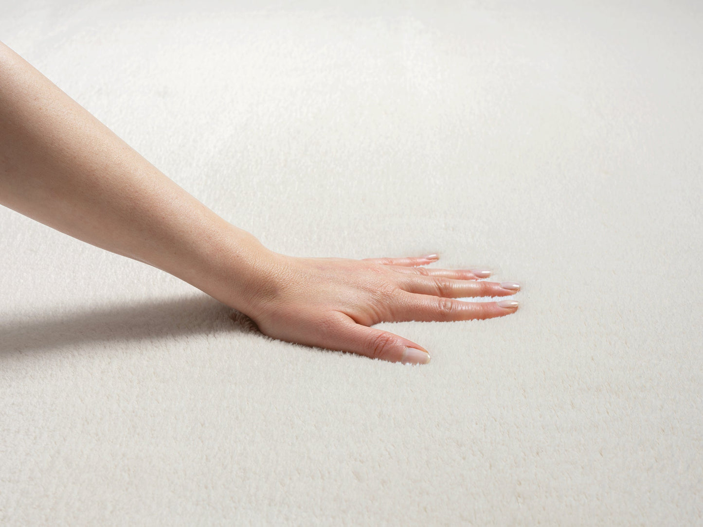 Teppich Edelschimmer Creme rund - 120cm x 120cm